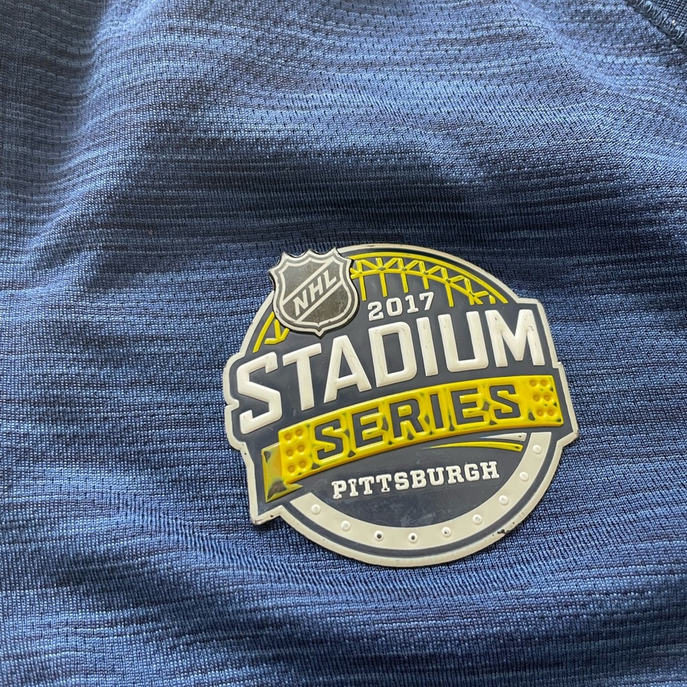 Pittsburg Penguins NHL 2017 Stadium Series navy blue pullover Size M SKU 49 - Picture 3 of 9